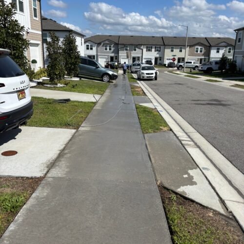 Apartment Complexes Exterior Cleaning Lakeland FL